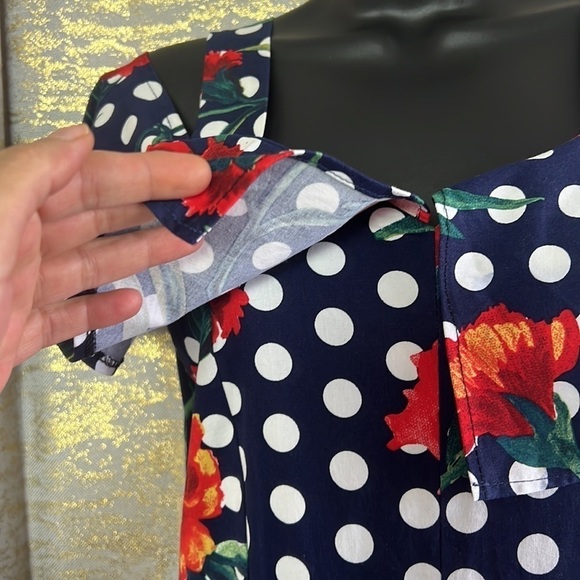 Vintage🧚‍♀️House Of Chihera Floaty Sleeve Polka Dot Rose Print Dress SizeM - Picture 8 of 14